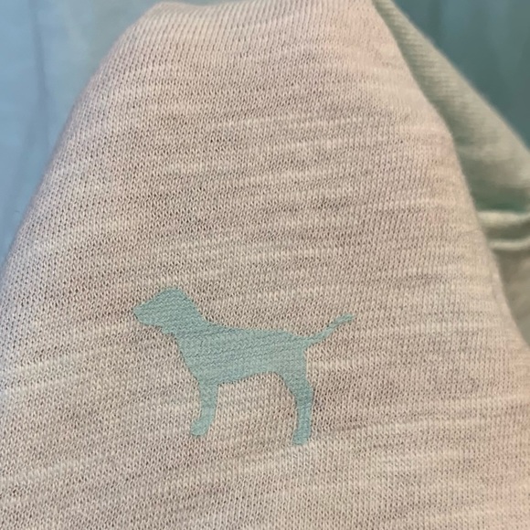 Nwt PINK BY VICTORIA’S SECRET BLUE CREW NECK T-SHIRT WITH LOGO SIZE XS - Picture 4 of 6